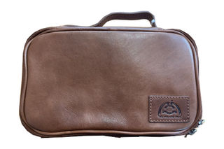 Dopp Leather Toilet Kit
